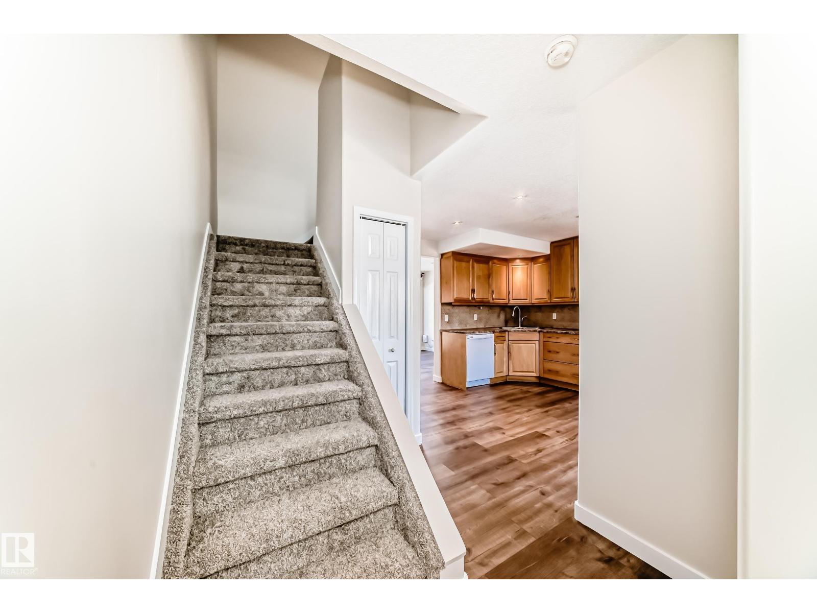 3139 109 ST NW - 20
