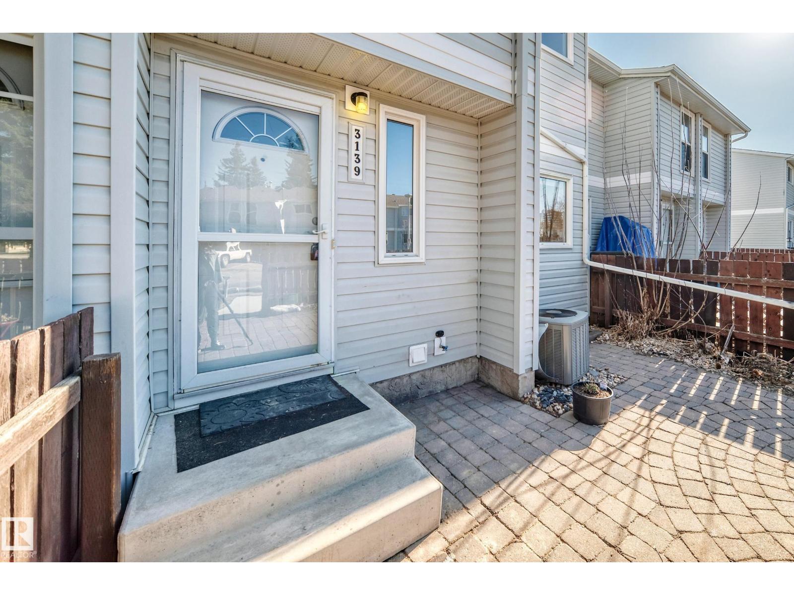 3139 109 ST NW - 4