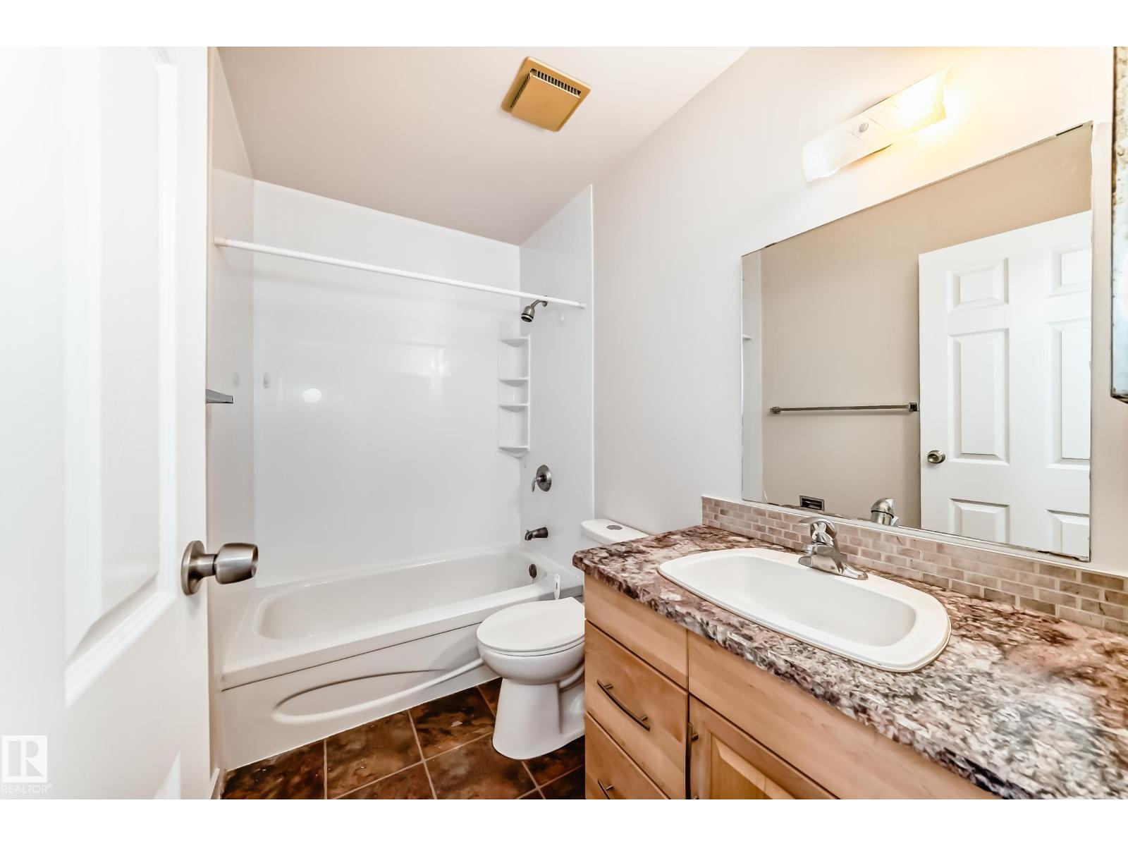 3139 109 ST NW - 23
