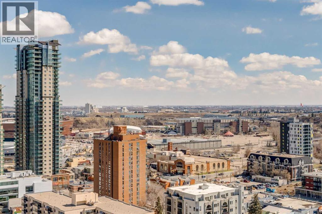 #2010 135 13 Avenue SW - 12