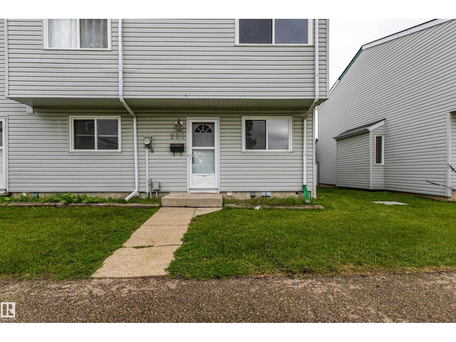 209 Dickinsfield CO NW - 3