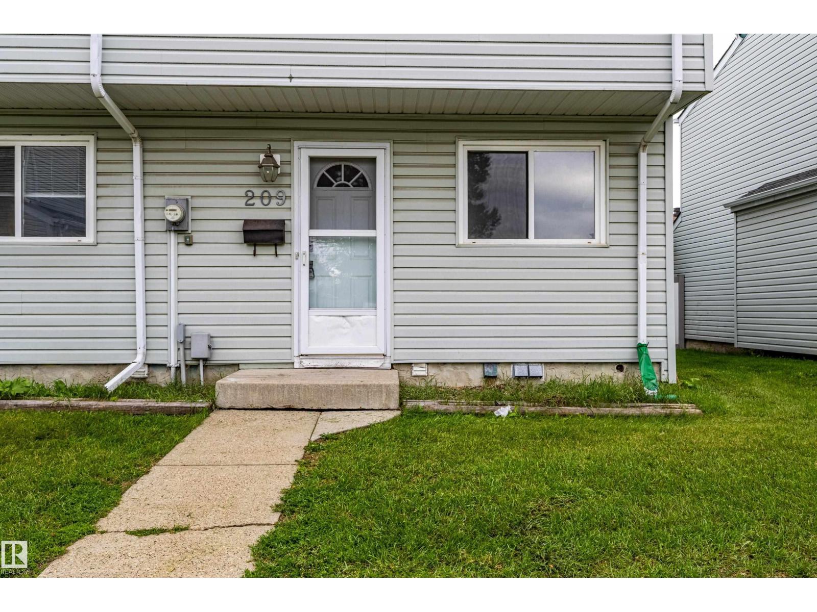 209 Dickinsfield CO NW - 4