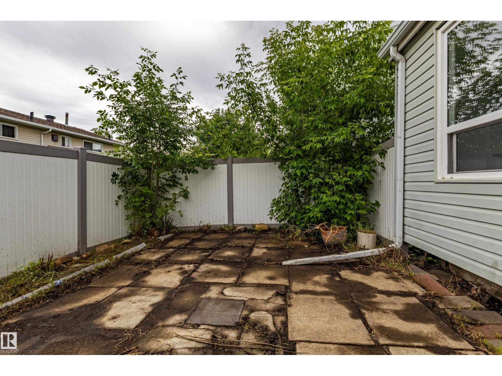 209 Dickinsfield CO NW - 7