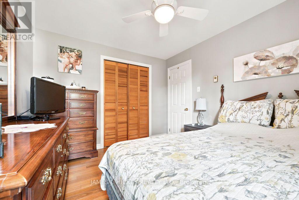 15 SUMMIT STREET - 25