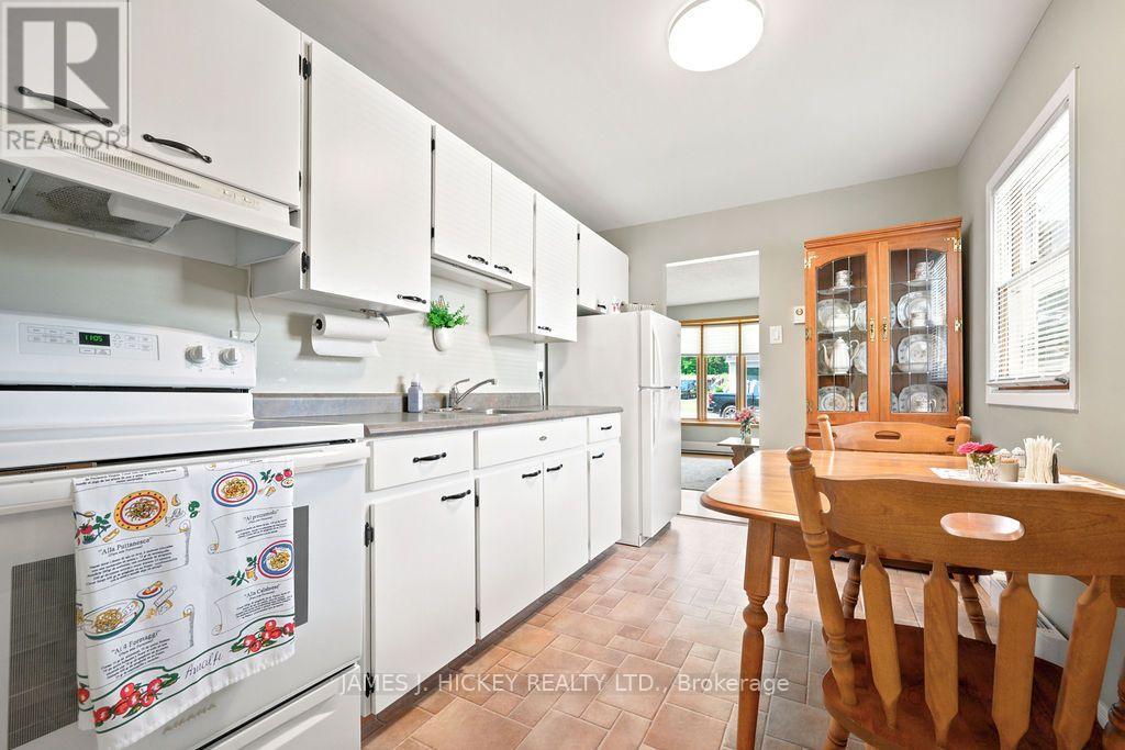 15 SUMMIT STREET - 4