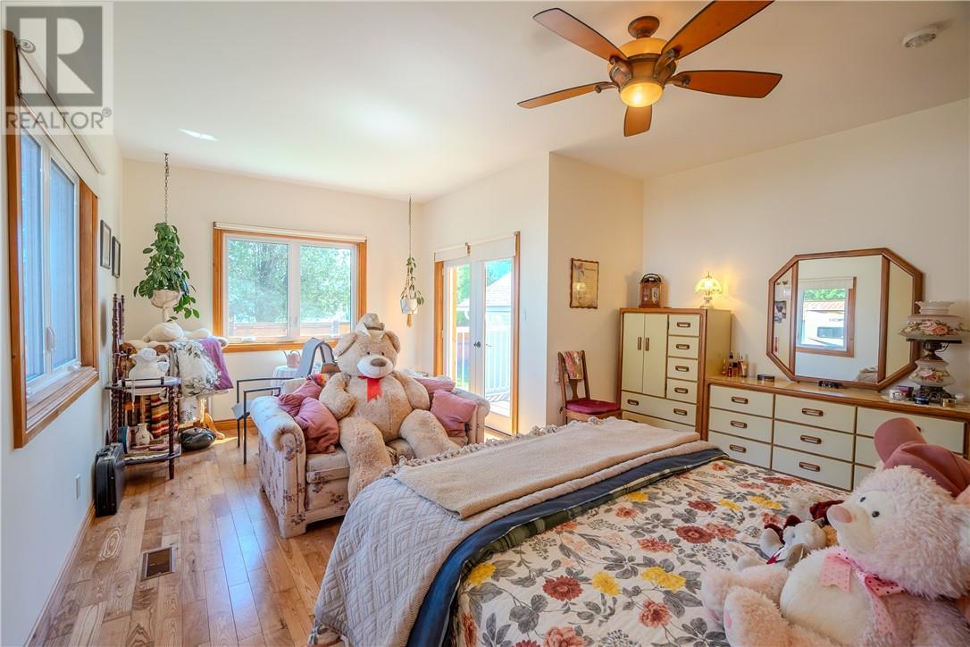461 Annette Street - 22