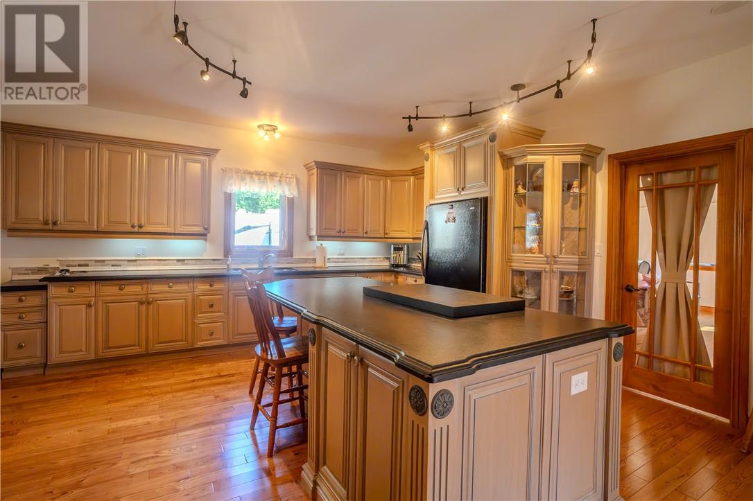 461 Annette Street - Image 26