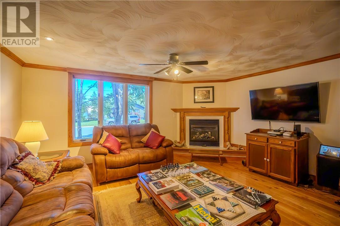 461 Annette Street - 27