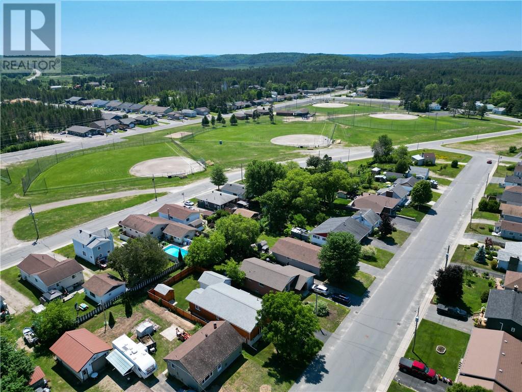 461 Annette Street - 3