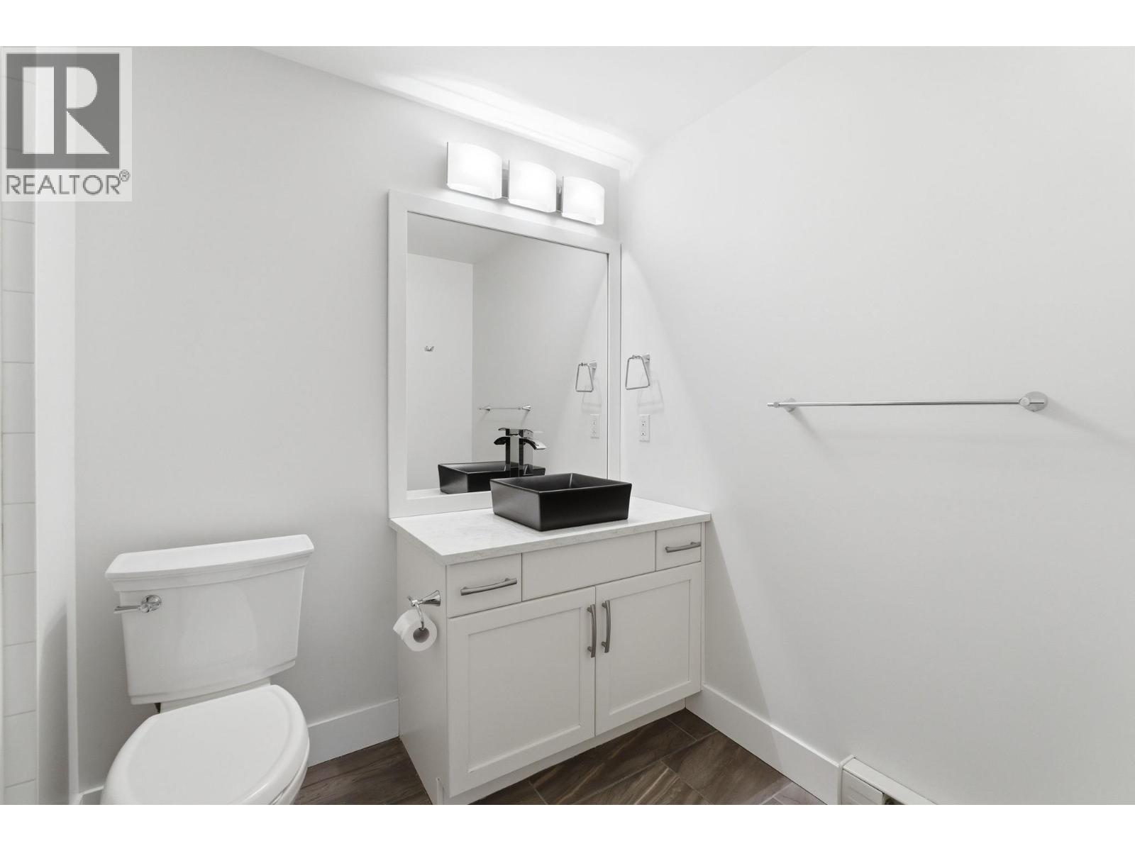 #108 3739 Casorso Road Lot# 8 - 20