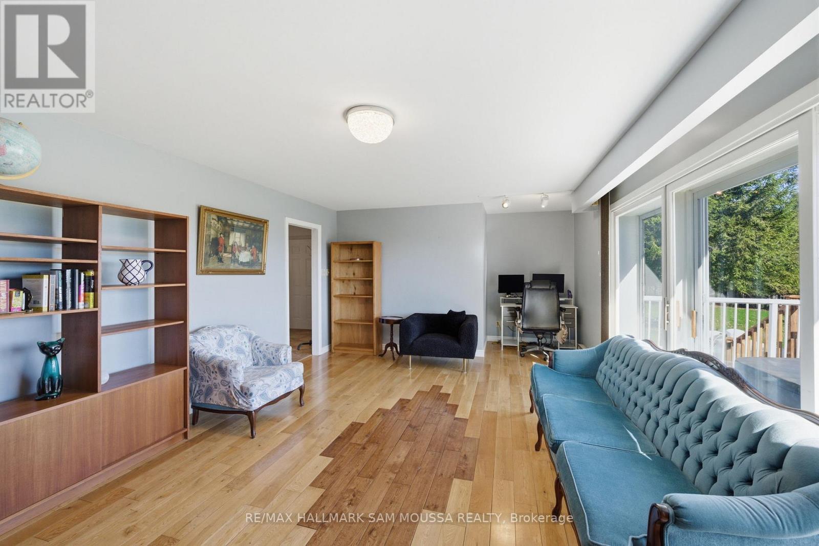122 COLONEL NICHOLSON LANE - 13