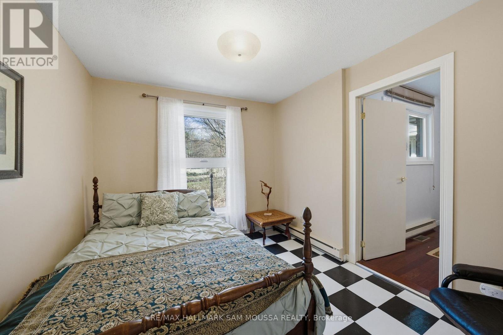 122 COLONEL NICHOLSON LANE - 27