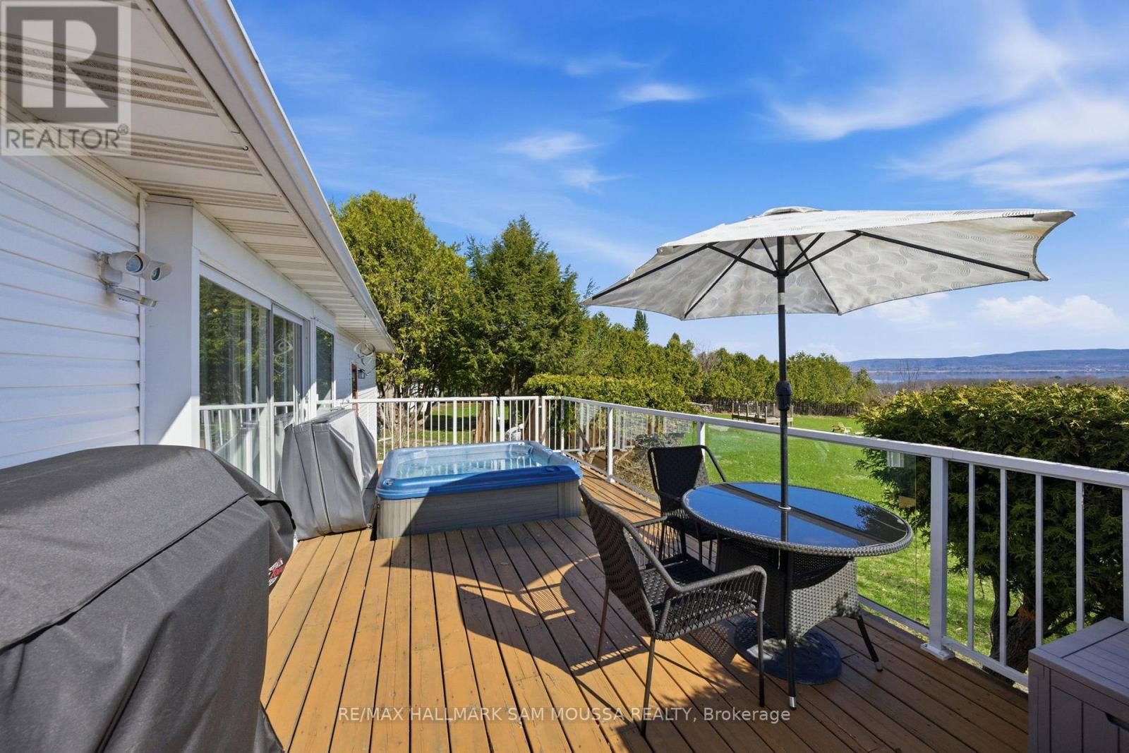 122 COLONEL NICHOLSON LANE - 36