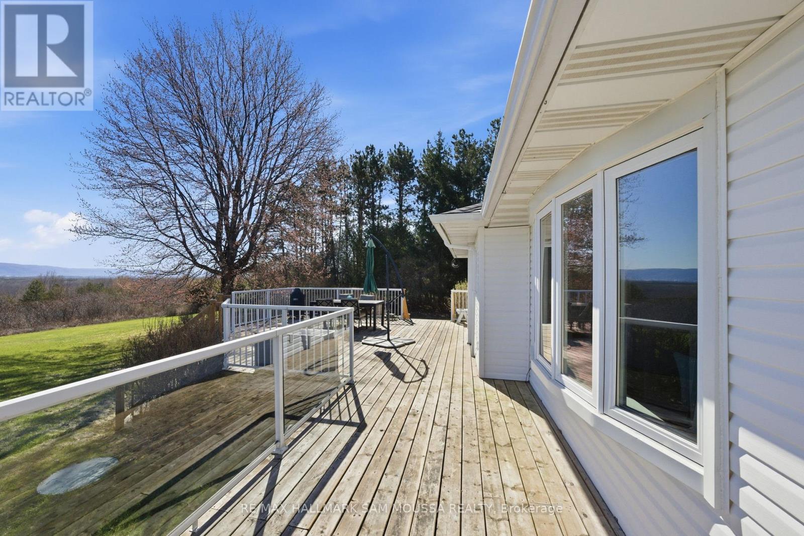 122 COLONEL NICHOLSON LANE - 37