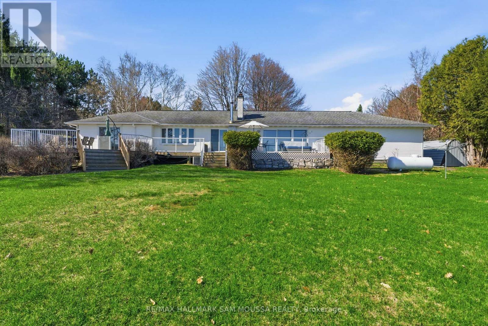 122 COLONEL NICHOLSON LANE - 40