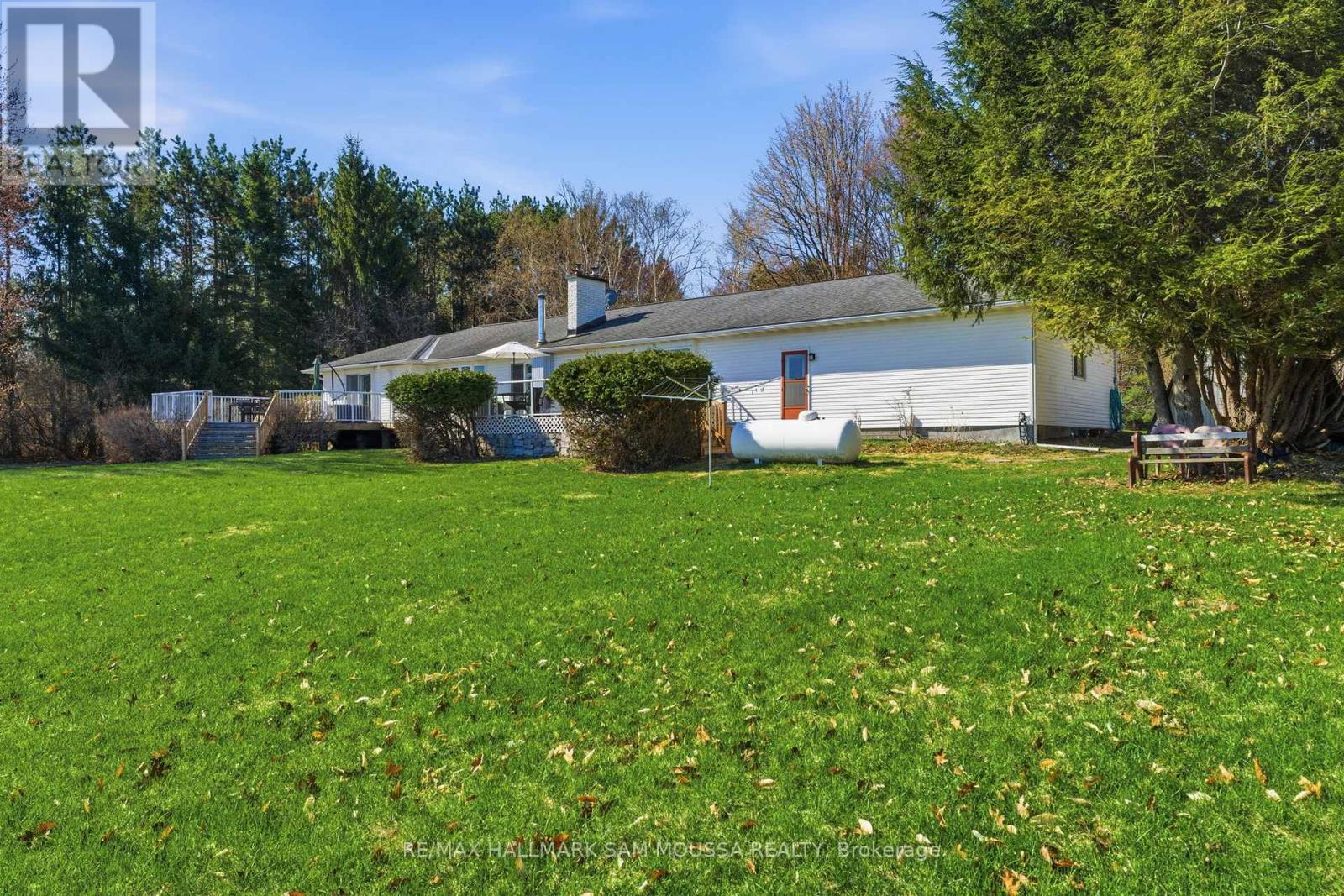 122 COLONEL NICHOLSON LANE - 43