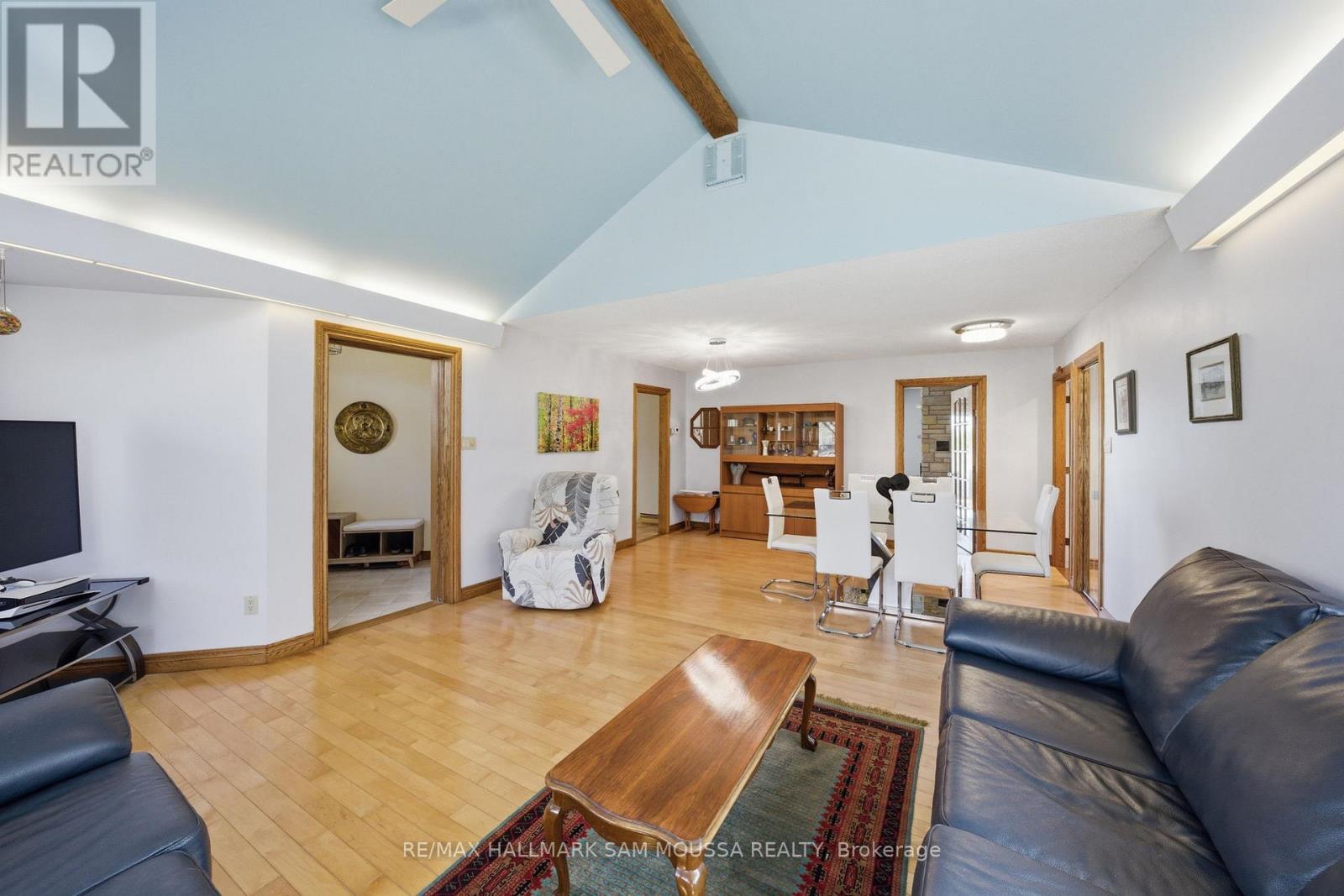 122 COLONEL NICHOLSON LANE - 9