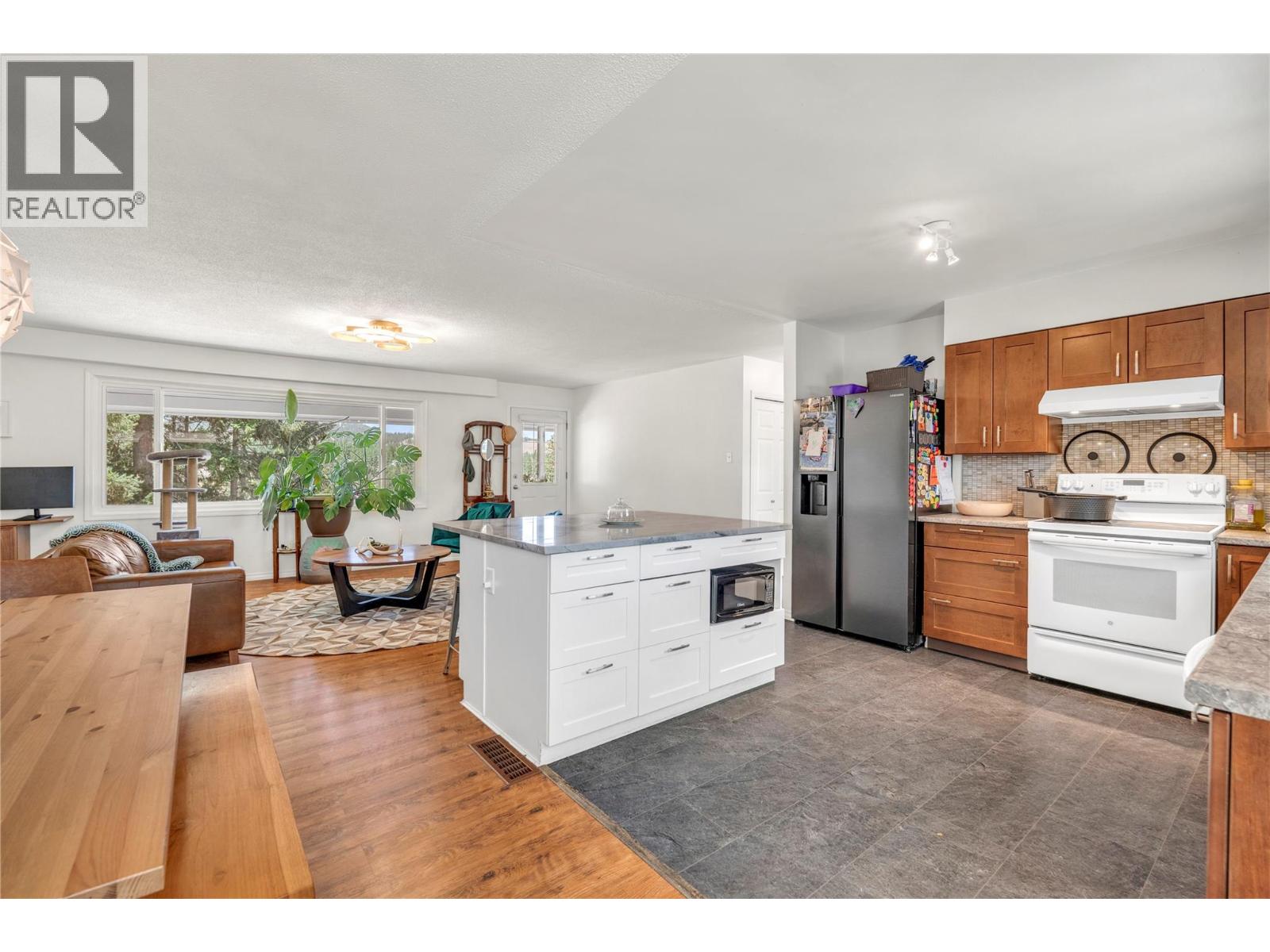299 Panorama Crescent, Princeton