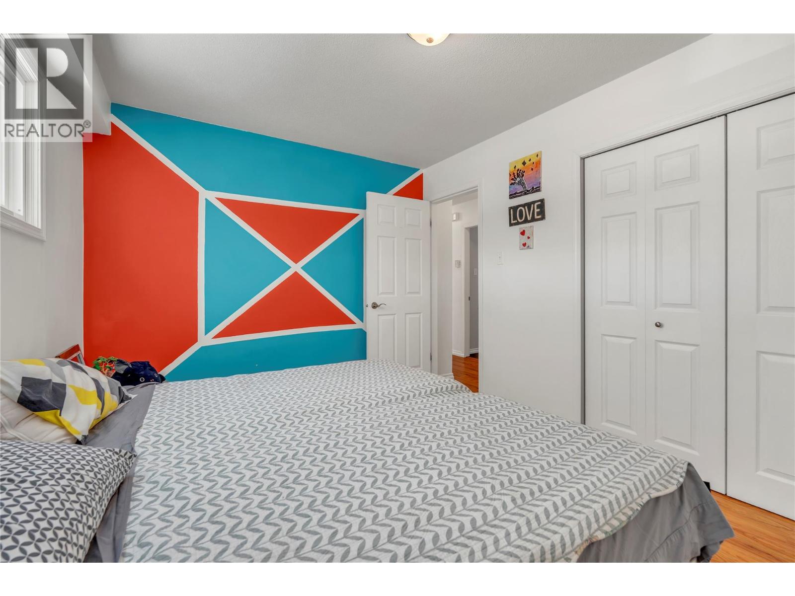 299 Panorama Crescent, Princeton