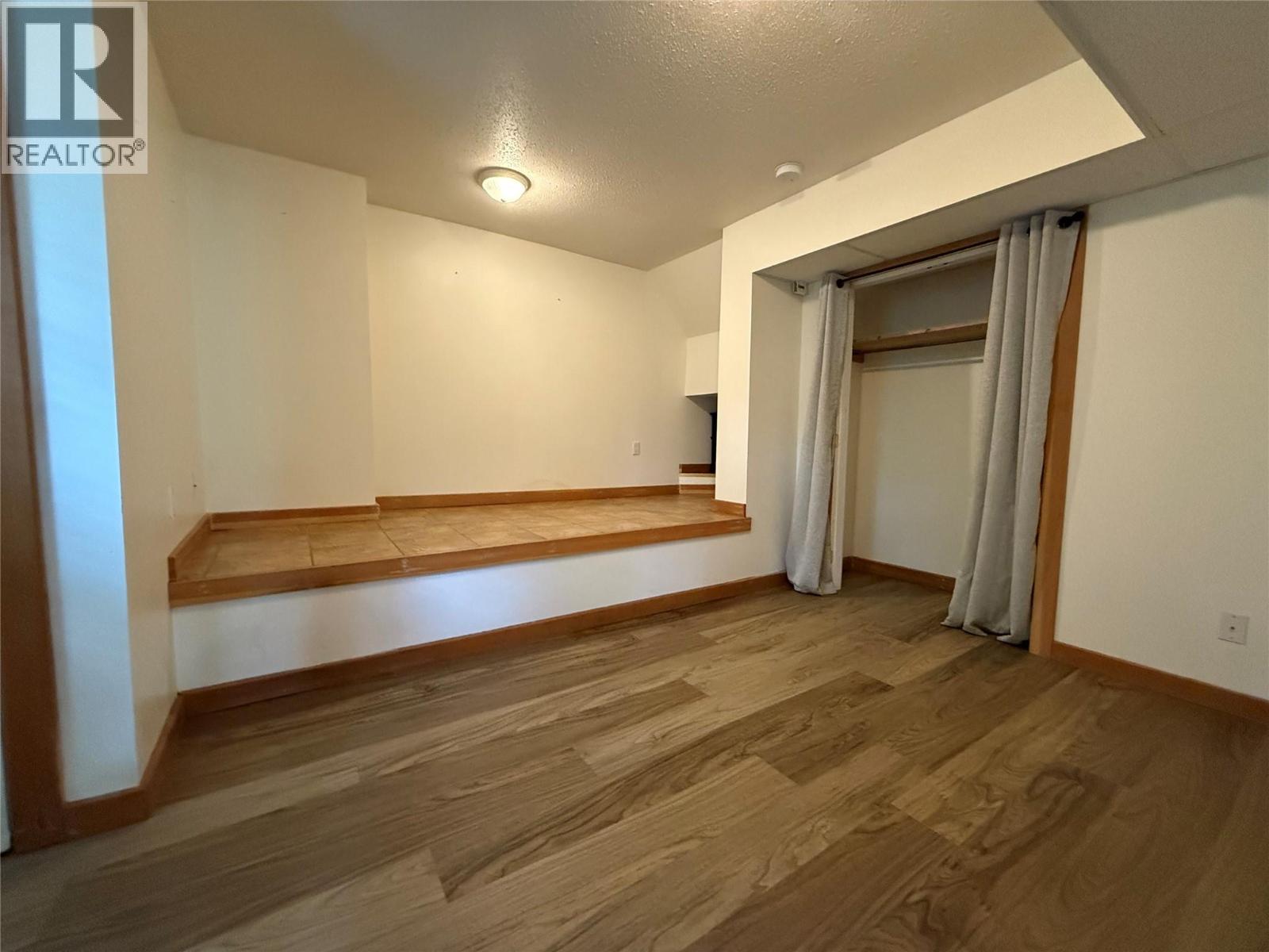 588 Alpine Lane E, Revelstoke