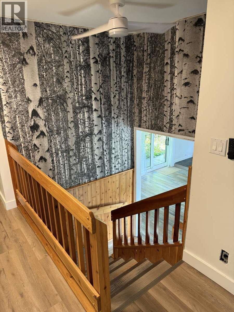 588 Alpine Lane E, Revelstoke