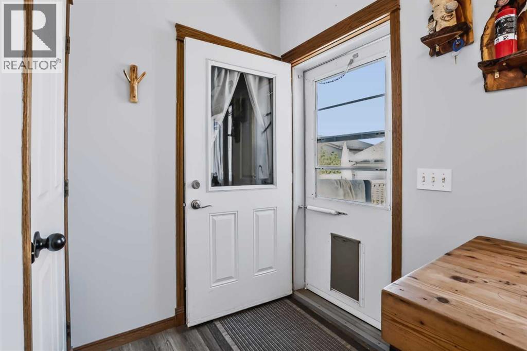 2806 22 Street - 11