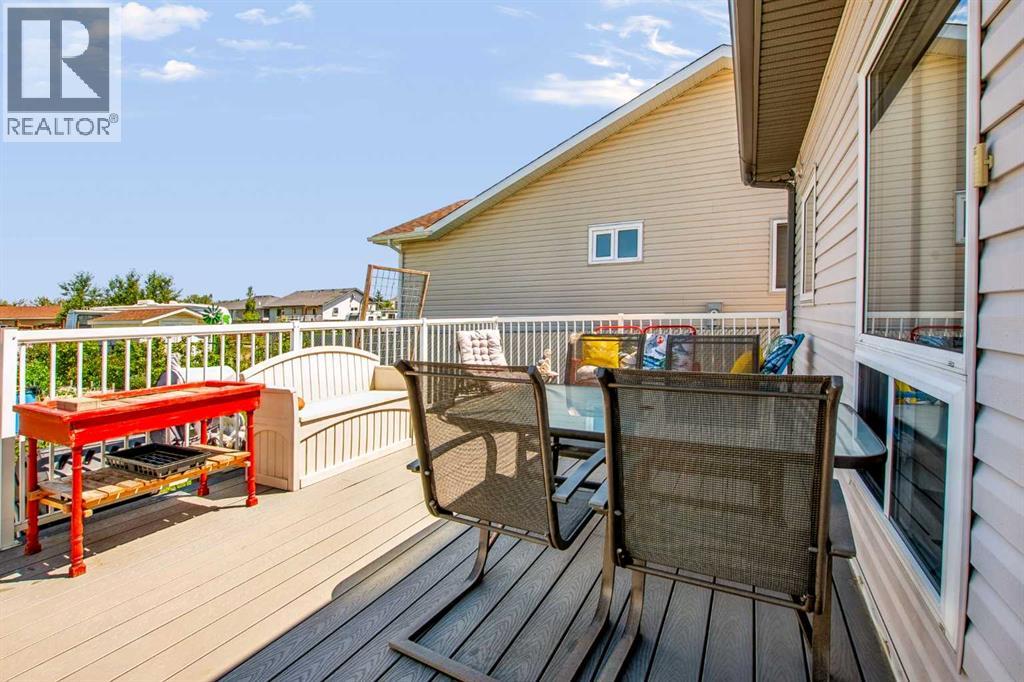 2806 22 Street - 25