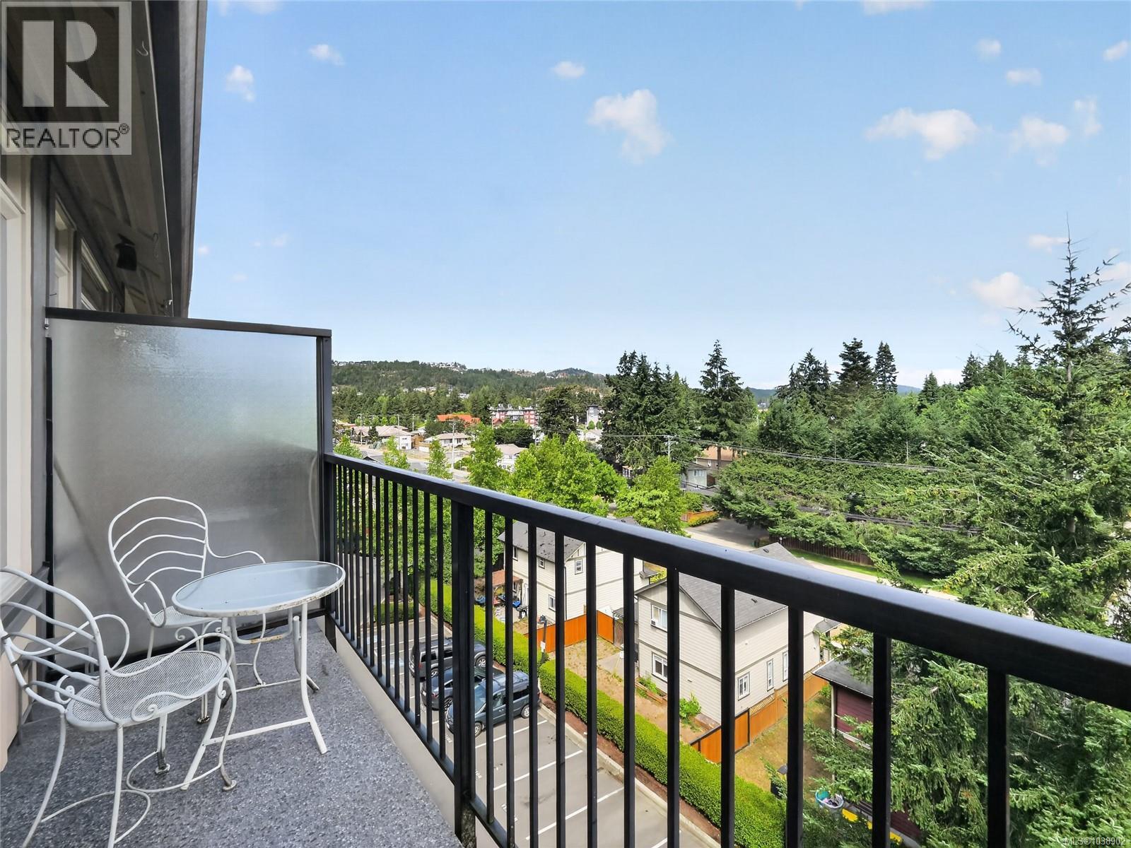 #511 623 Treanor Ave - 13