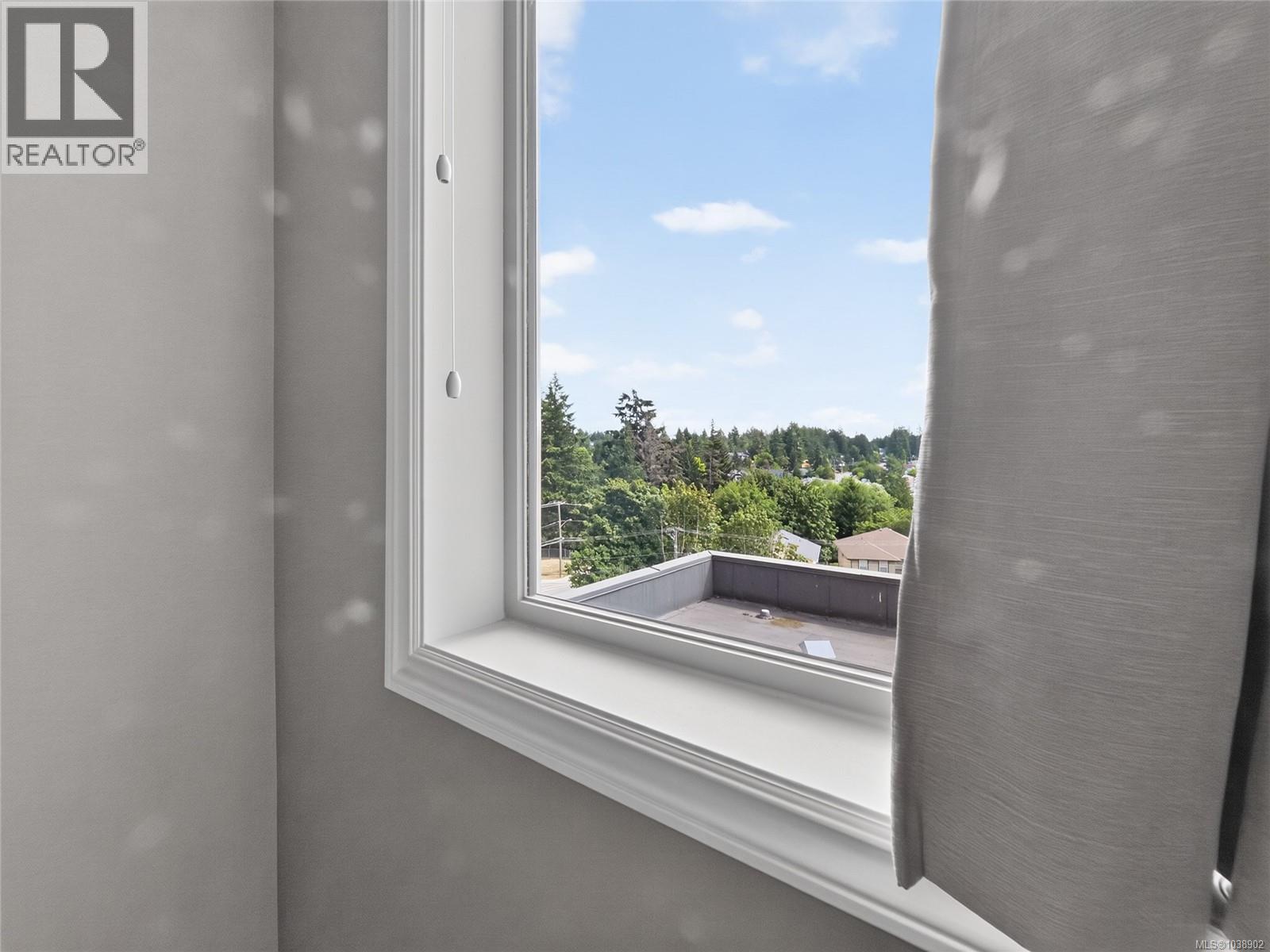 #511 623 Treanor Ave - 21