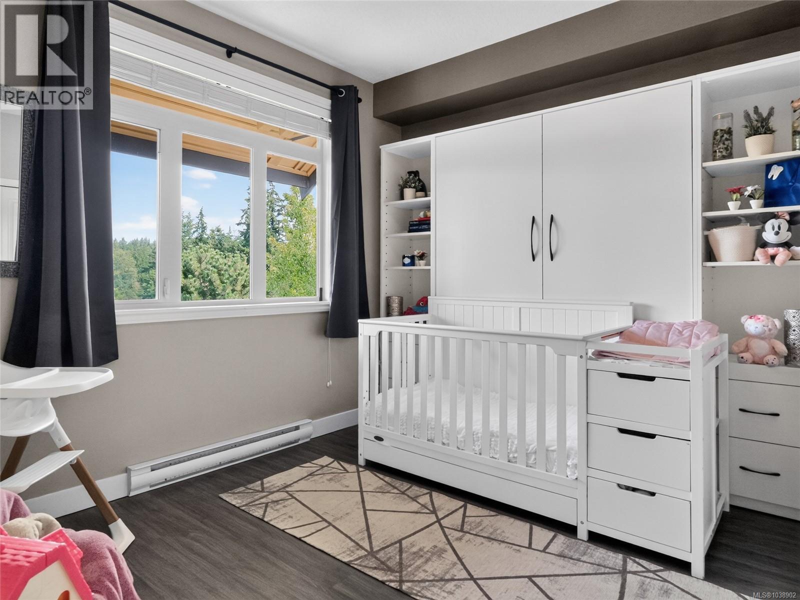 #511 623 Treanor Ave - 28