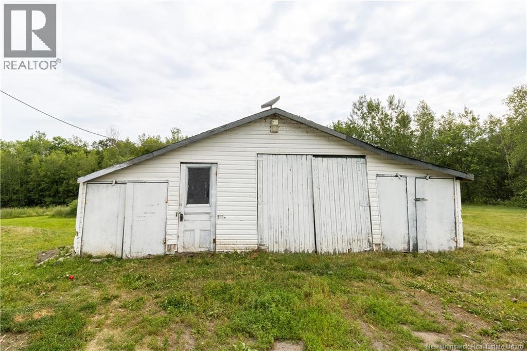 4390 Route 105 - Image 30