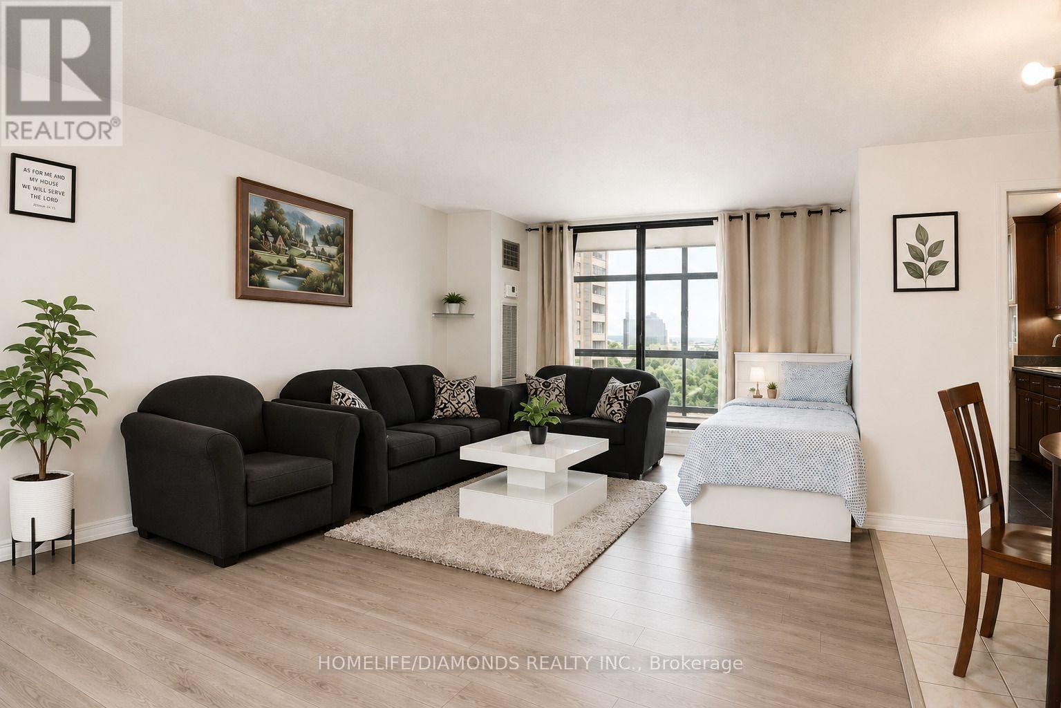 #1411 18 KNIGHTSBRIDGE ROAD - 3