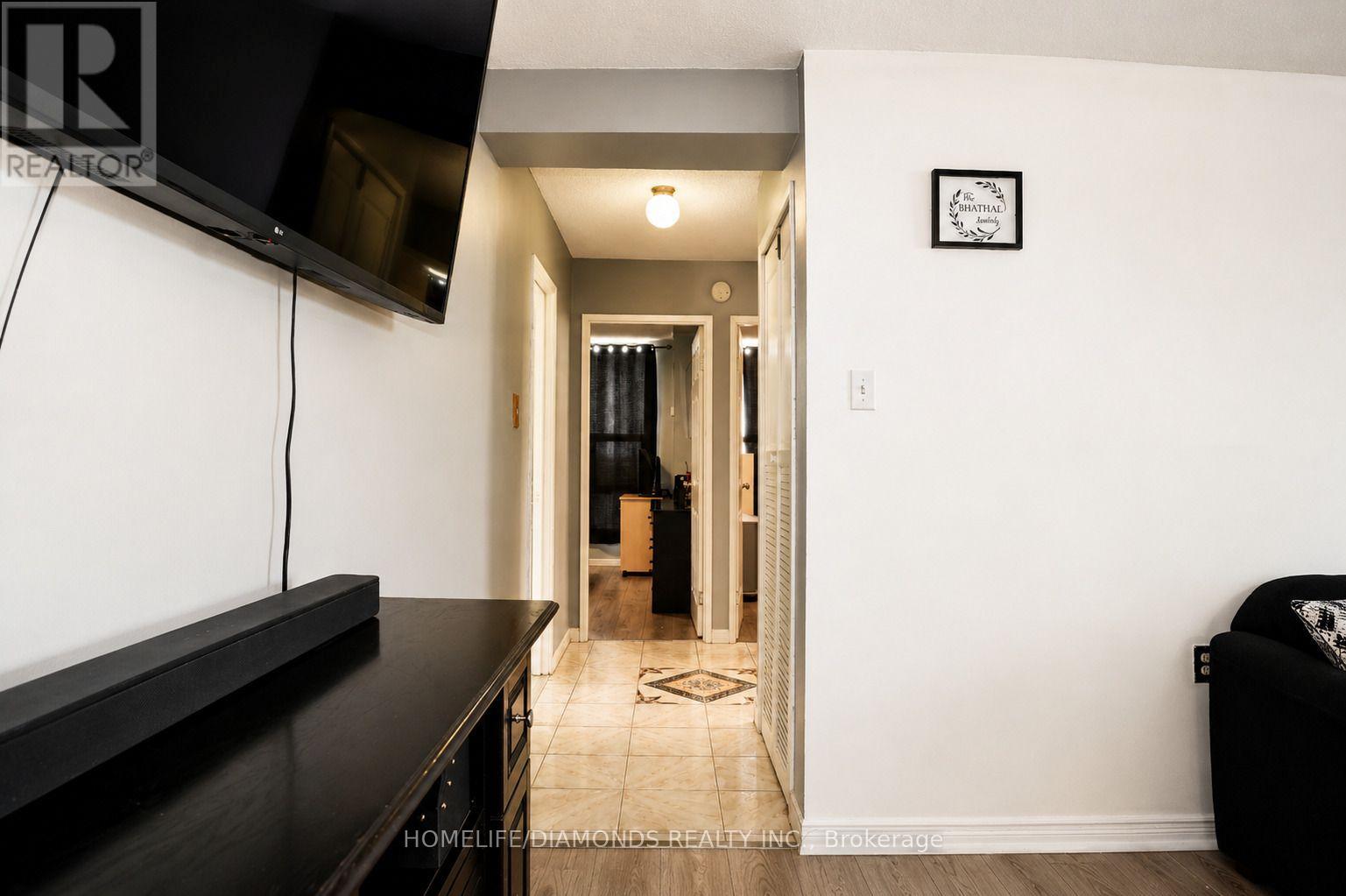 #1411 18 KNIGHTSBRIDGE ROAD - 7
