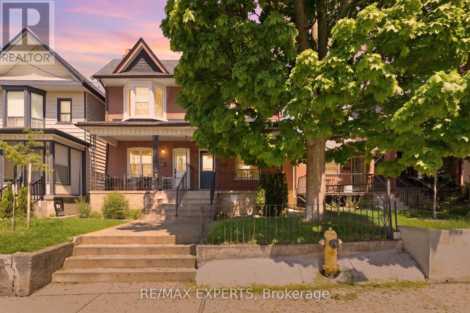 148 ASCOT AVENUE - 1