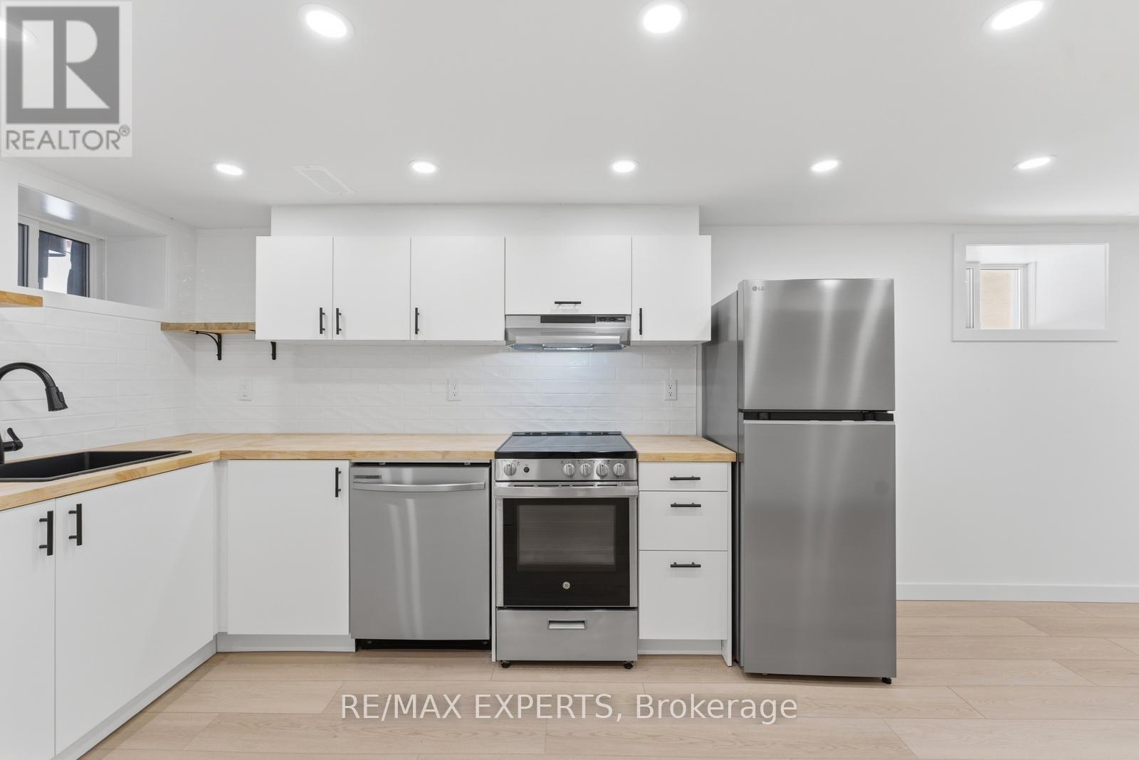 148 ASCOT AVENUE - 29
