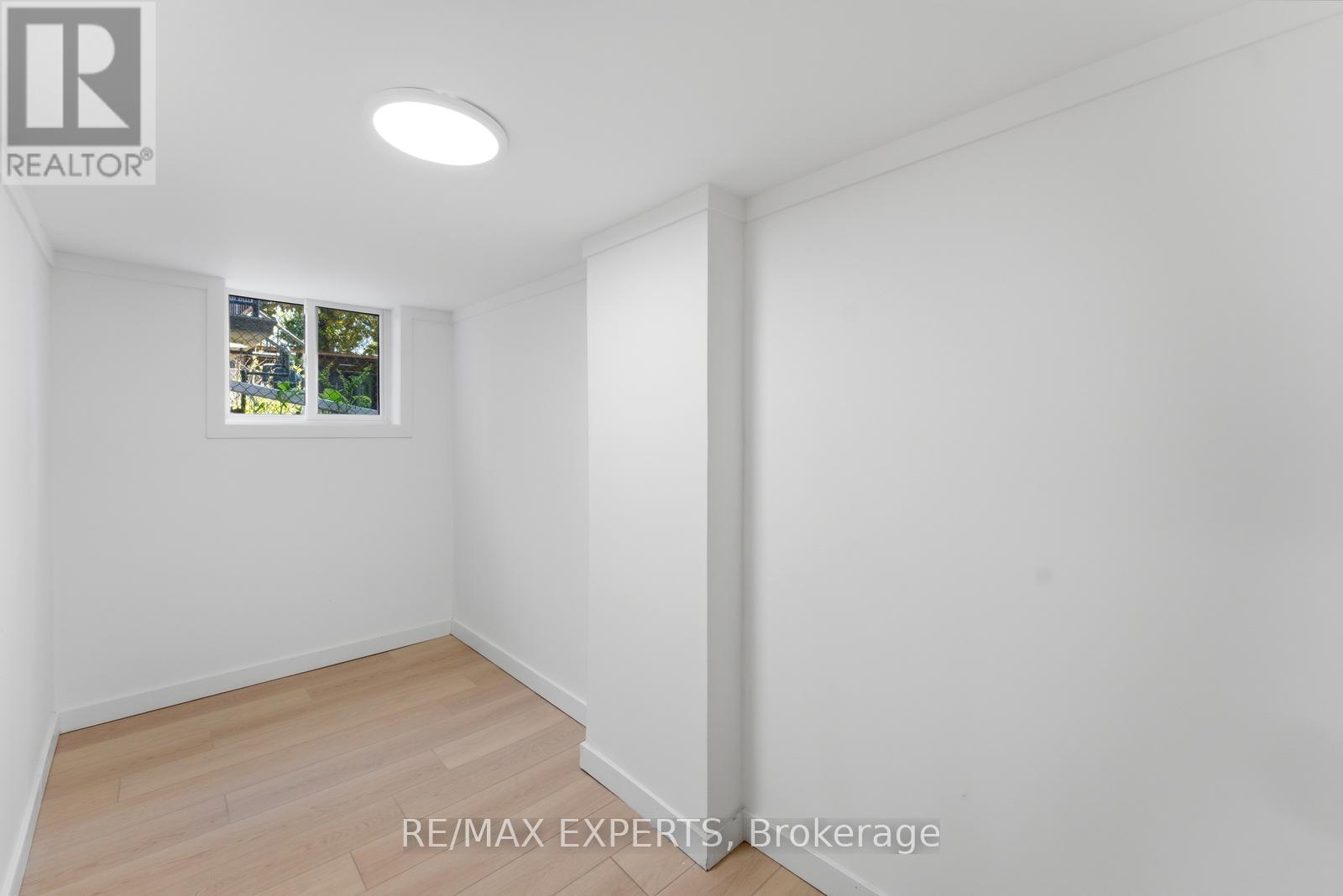 148 ASCOT AVENUE - 35