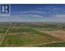 7.76 Acres Township Road 84, Rural Lethbridge County, AB T1J5N7 Photo 12