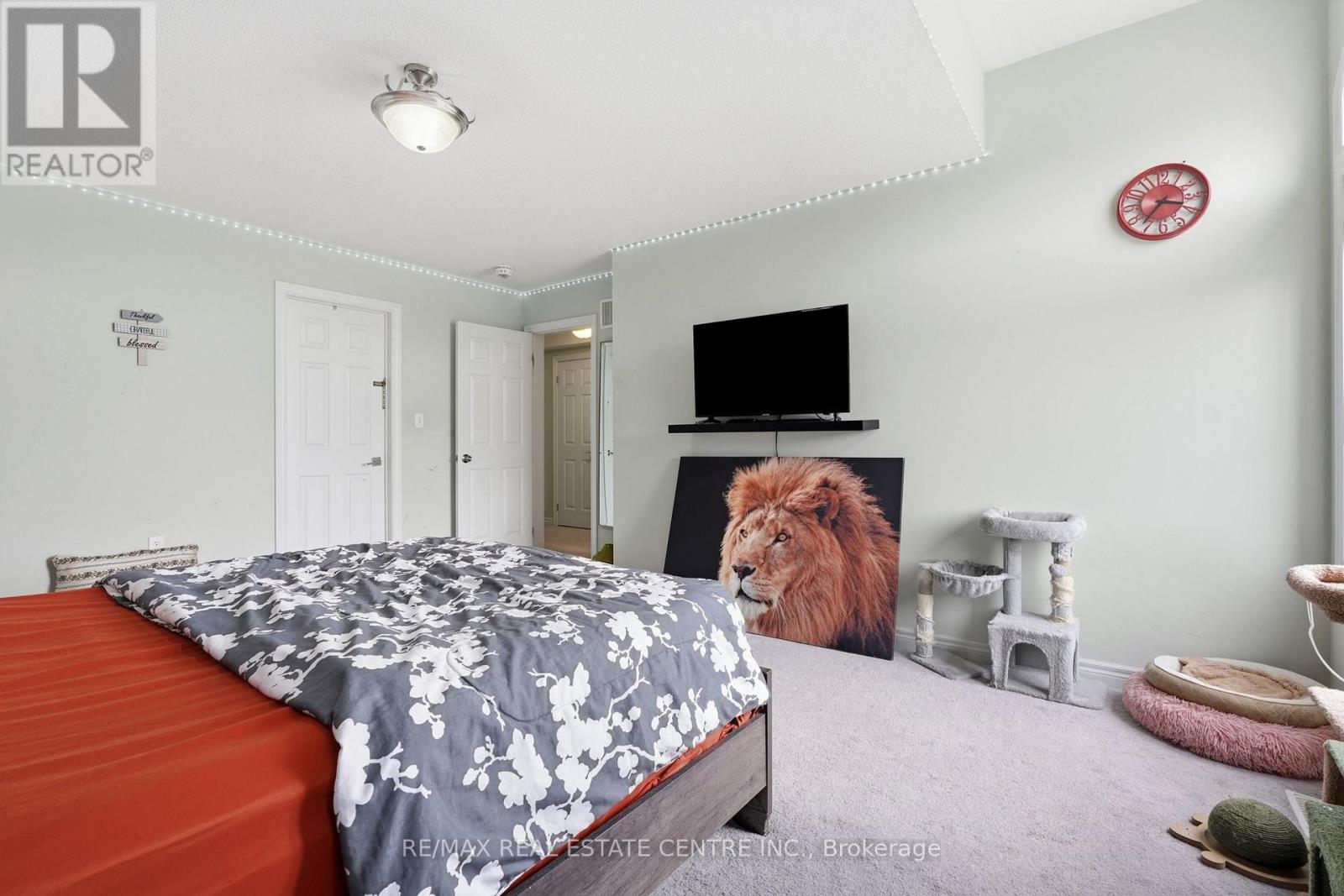 135 WATERMILL STREET - Image 20
