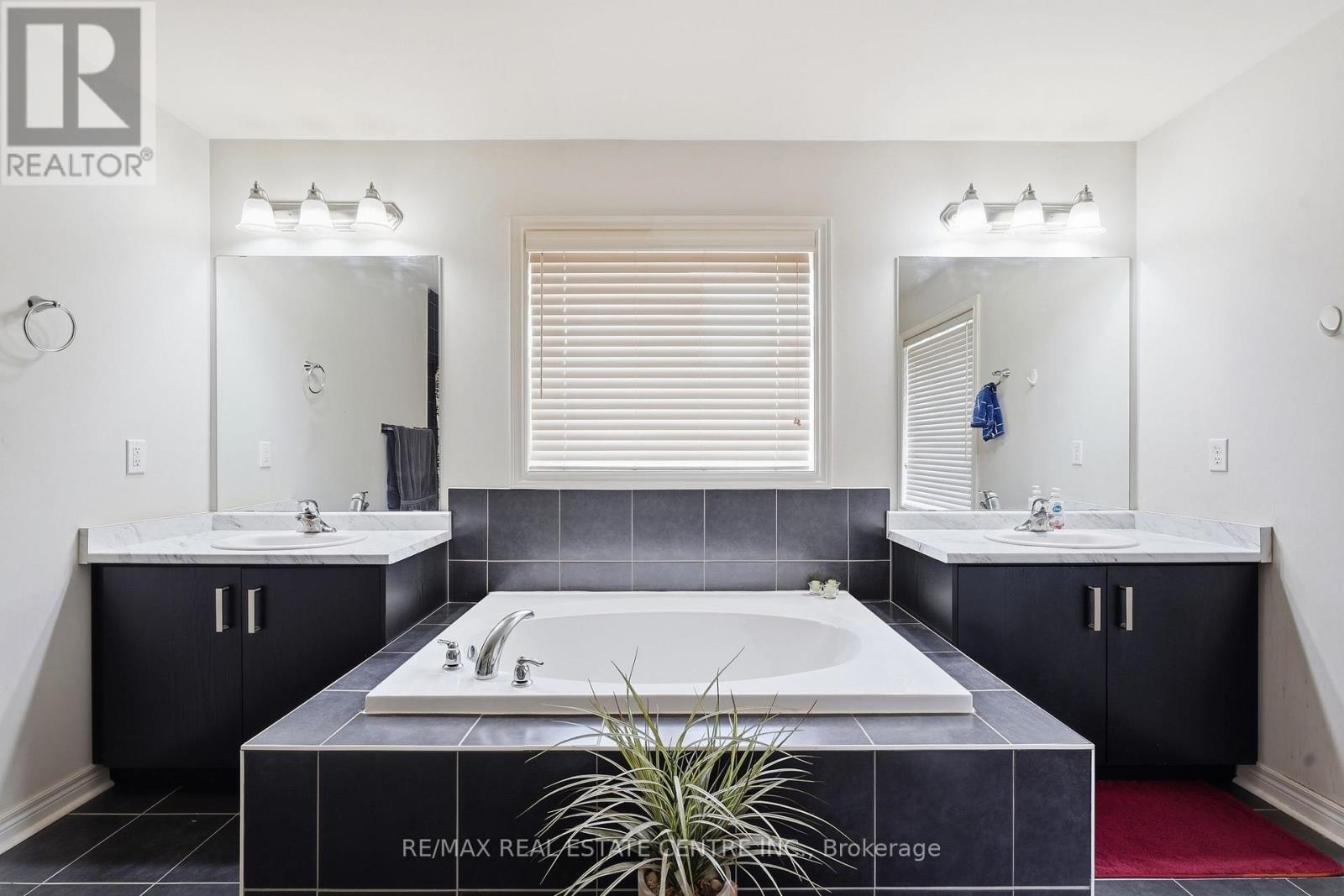 135 WATERMILL STREET - Image 26