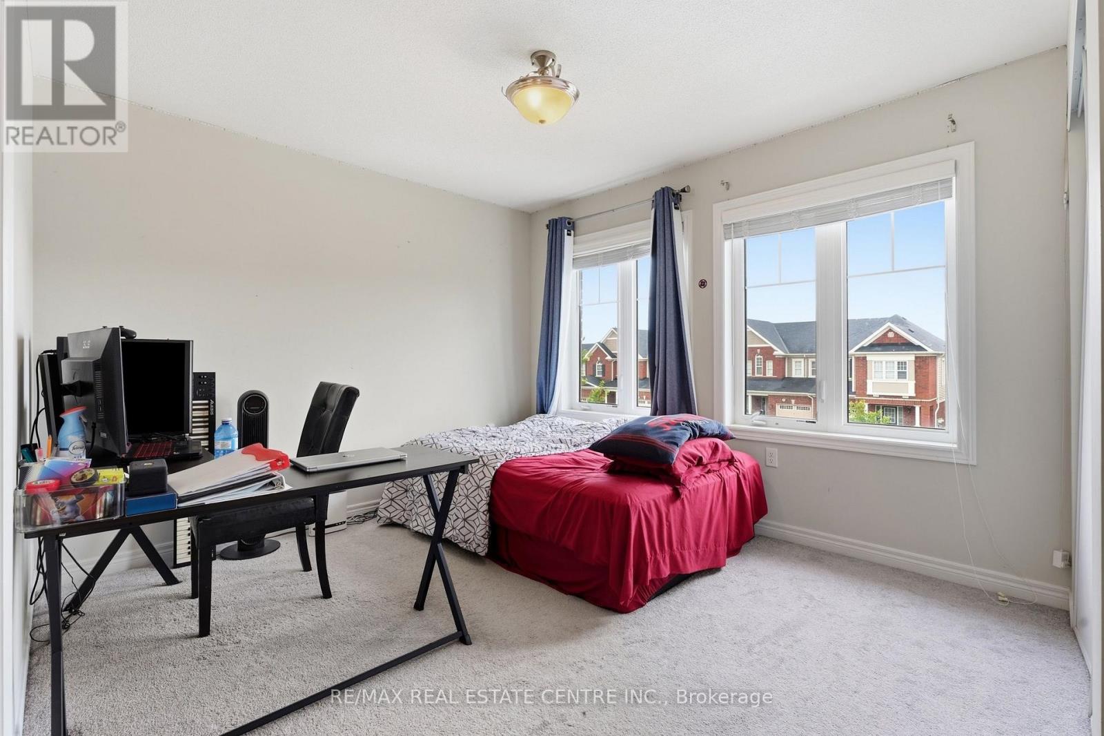 135 WATERMILL STREET - Image 31