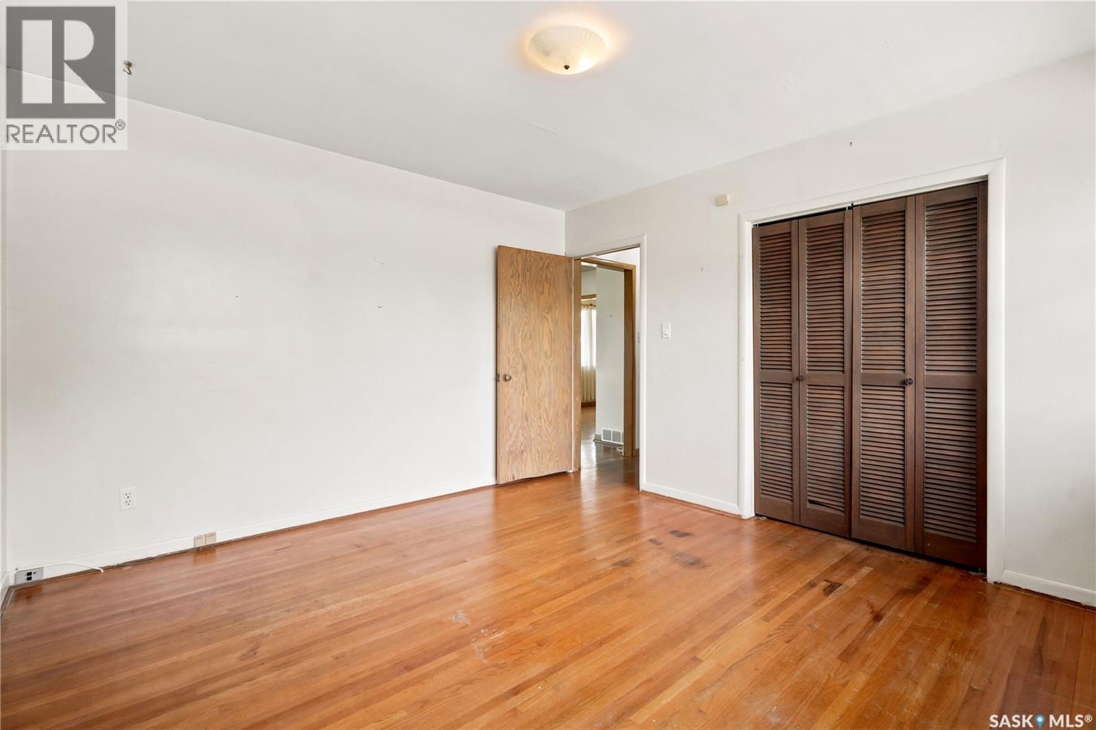 4240 8th AVENUE - 19