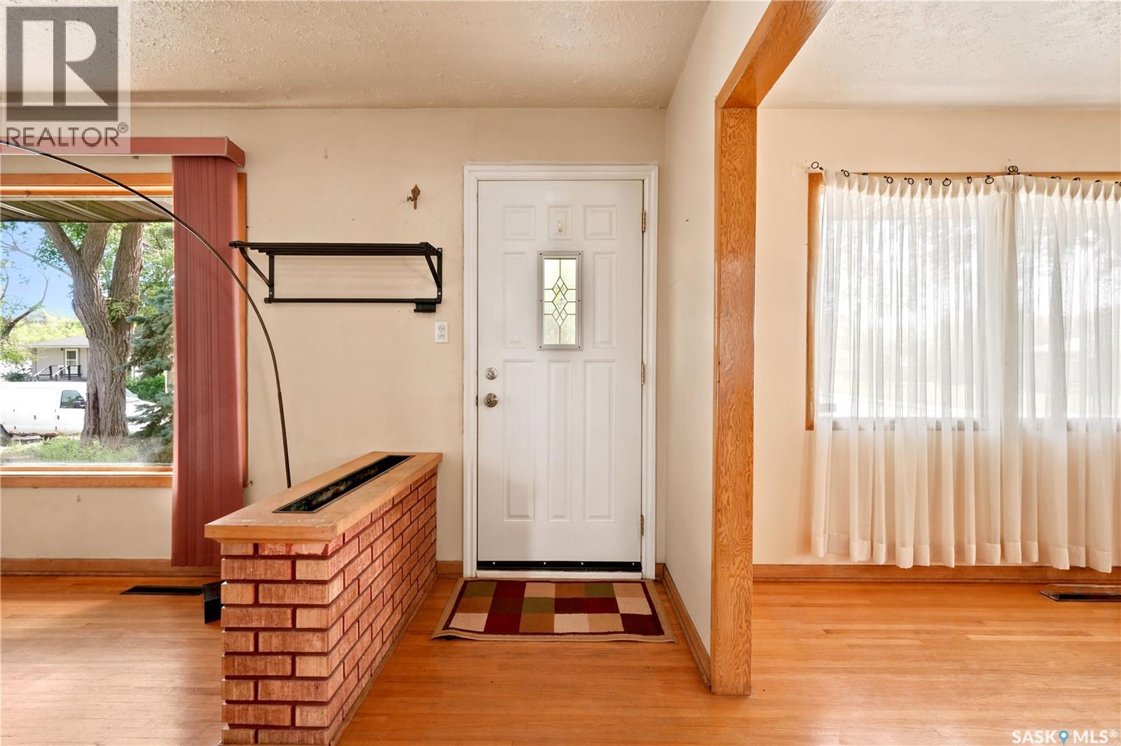 4240 8th AVENUE - 4