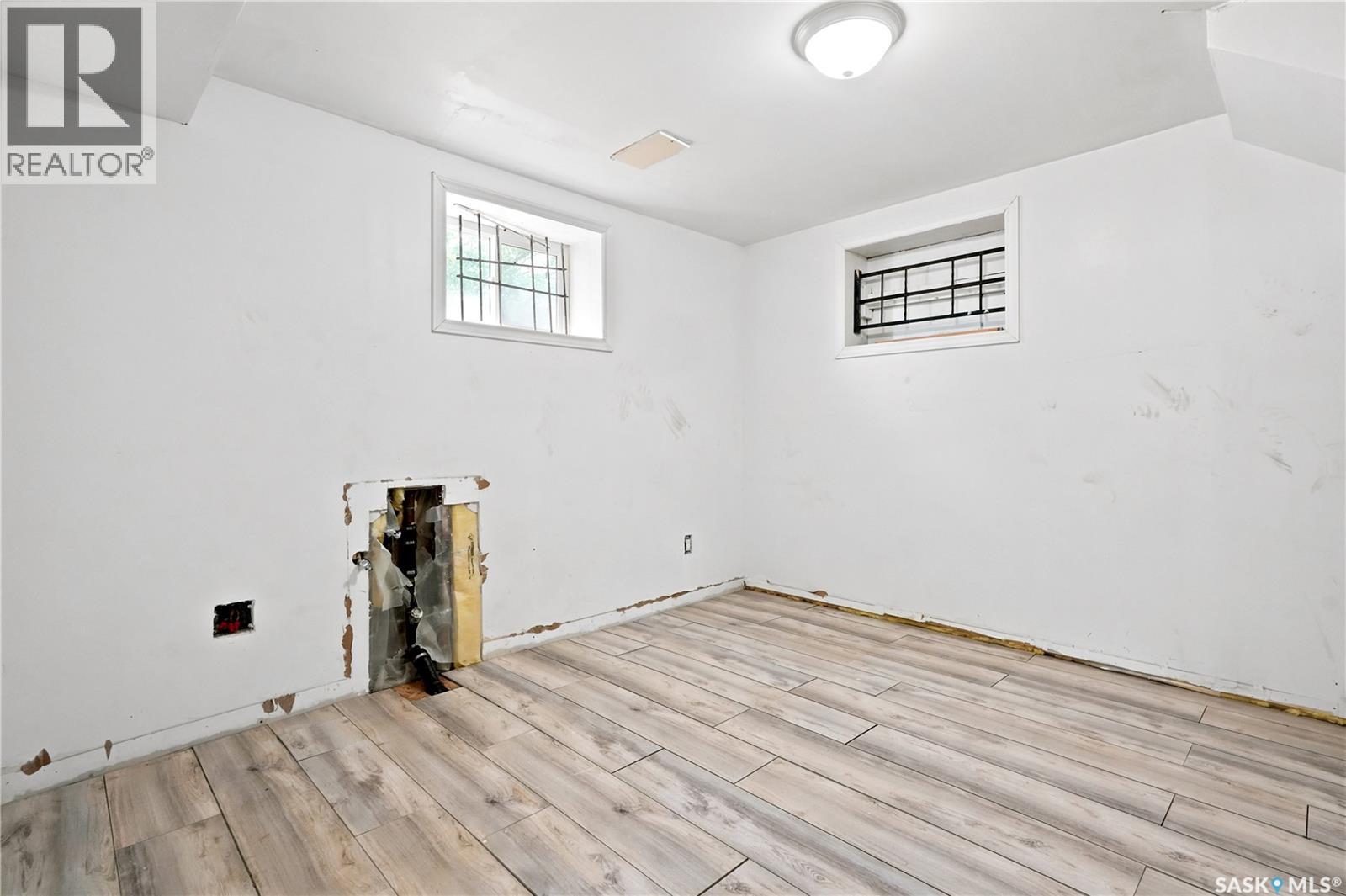 4240 8th AVENUE - 40