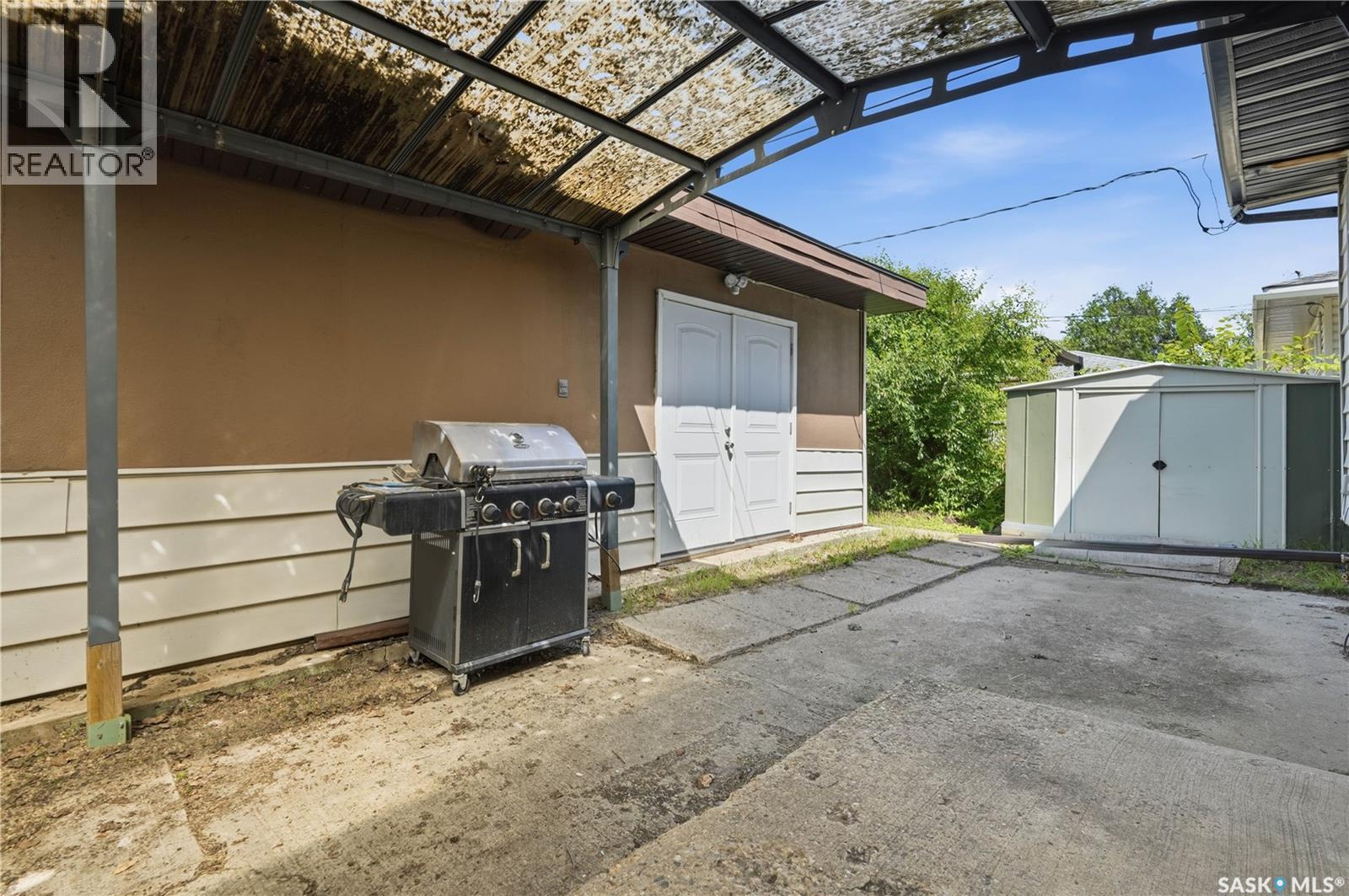 4240 8th AVENUE - 44