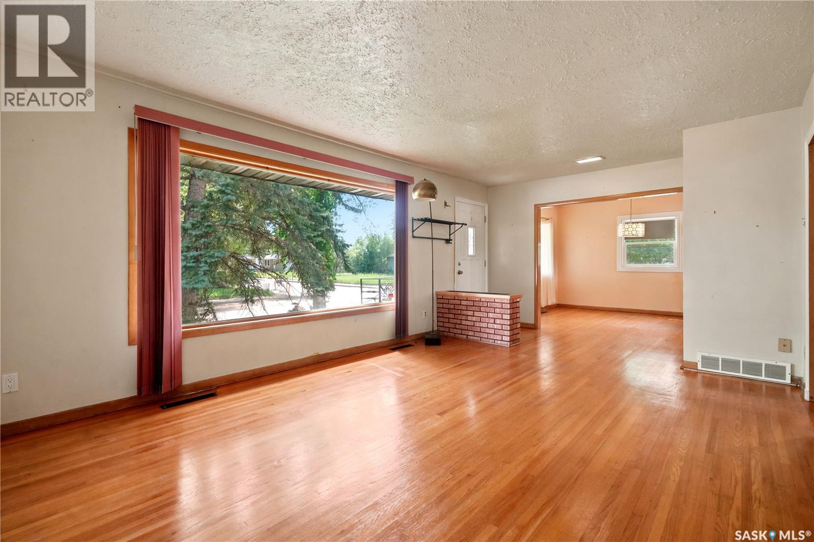 4240 8th AVENUE - 8