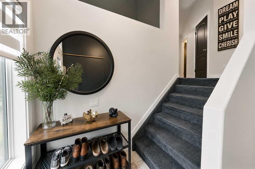 5212 55 Avenue - 3