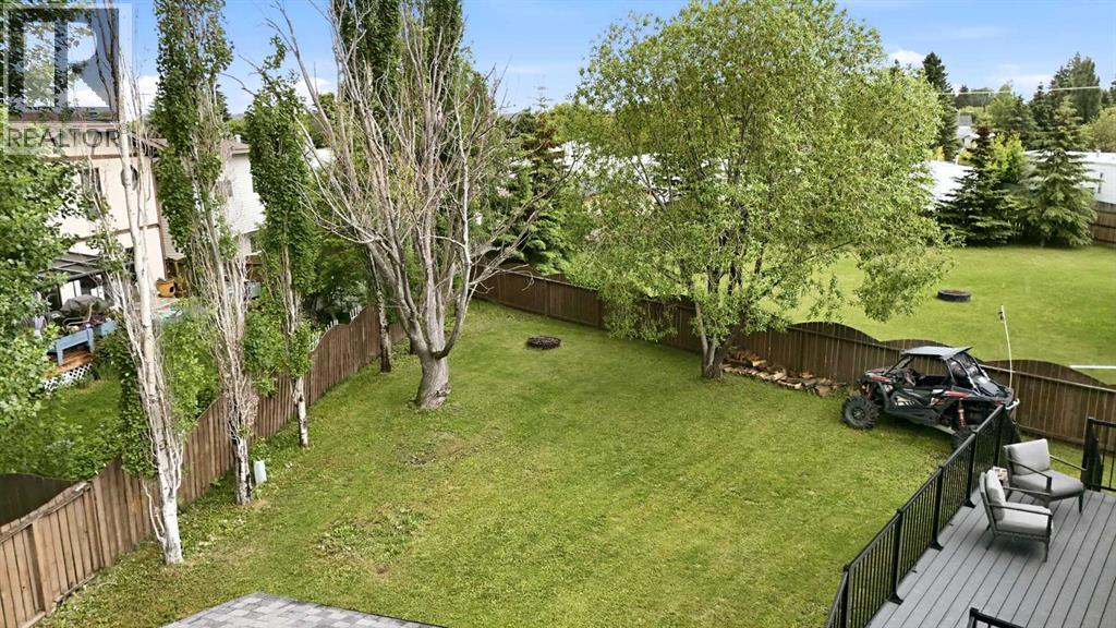 5212 55 Avenue - 28