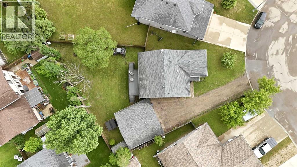 5212 55 Avenue - 29