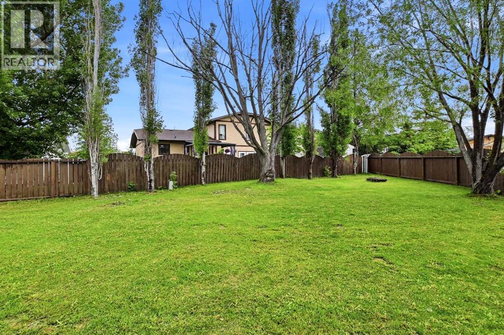5212 55 Avenue - 27