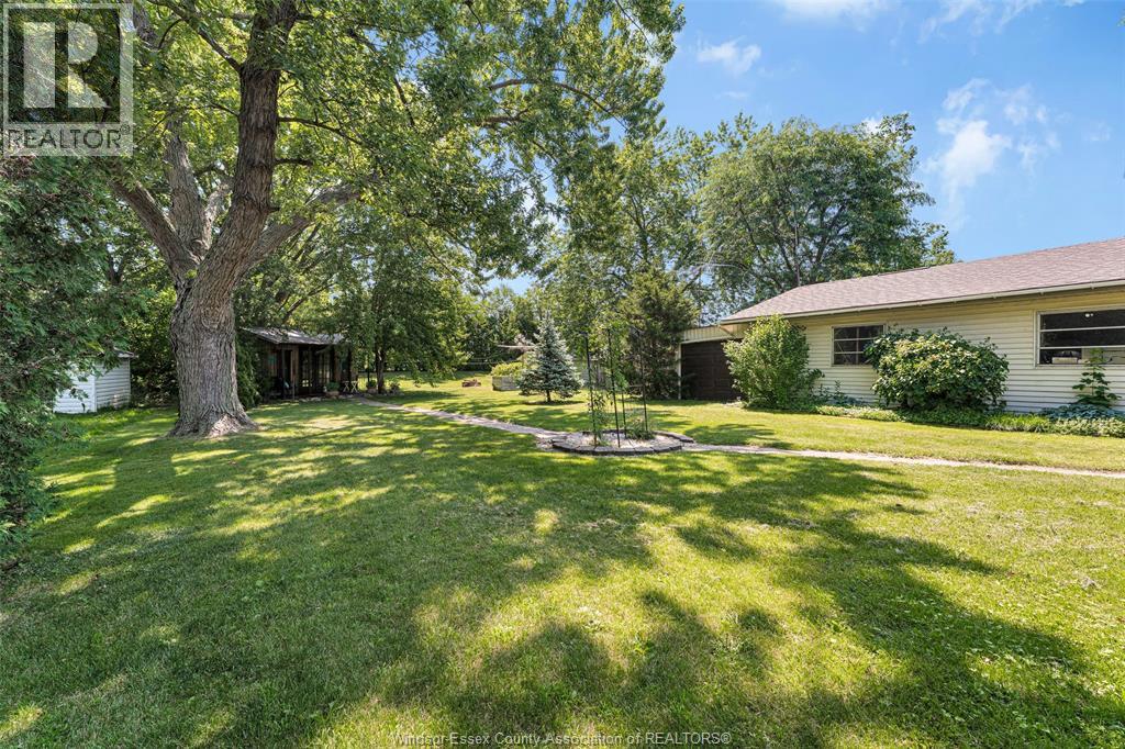 316 EAST RUSCOM RIVER ROAD - 10